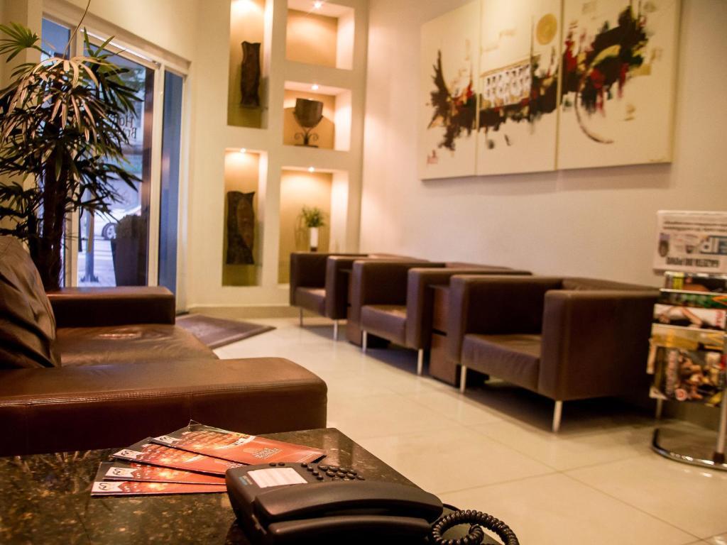 Hotel Brasilia クリチバ エクステリア 写真