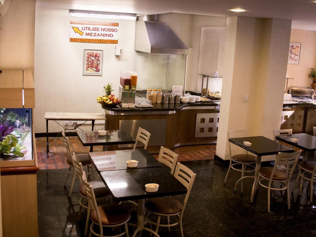 Hotel Brasilia クリチバ エクステリア 写真
